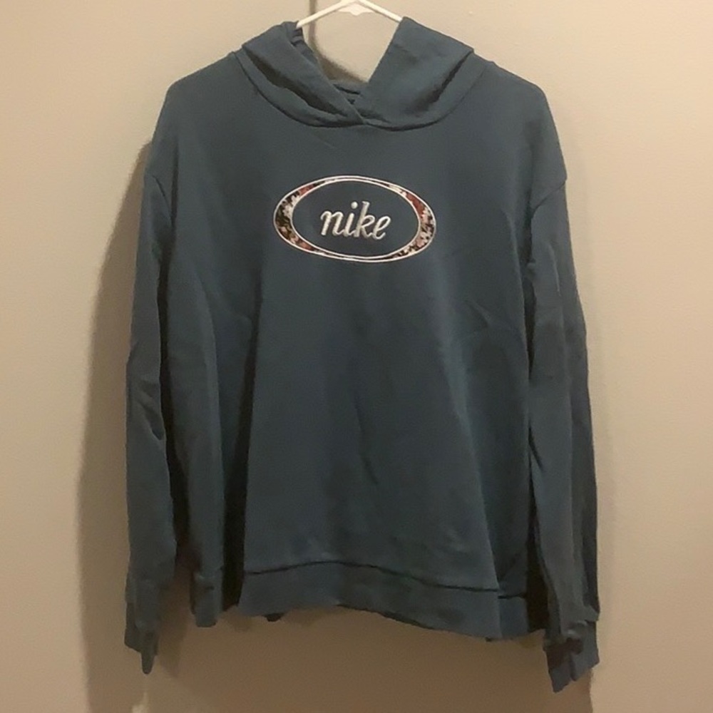 Nike Women’s Hoodie Size 1X